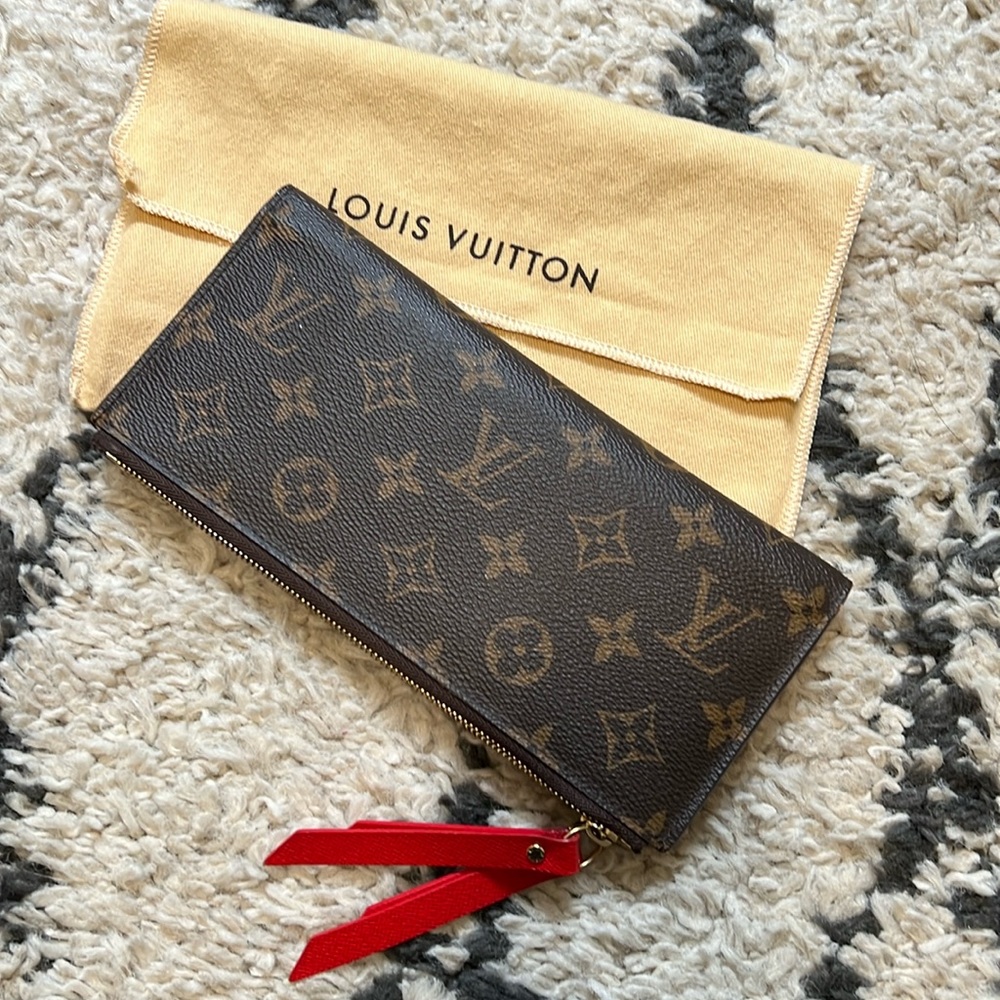 Authentic LV Adele wallet in Poppy color. Discontinued.